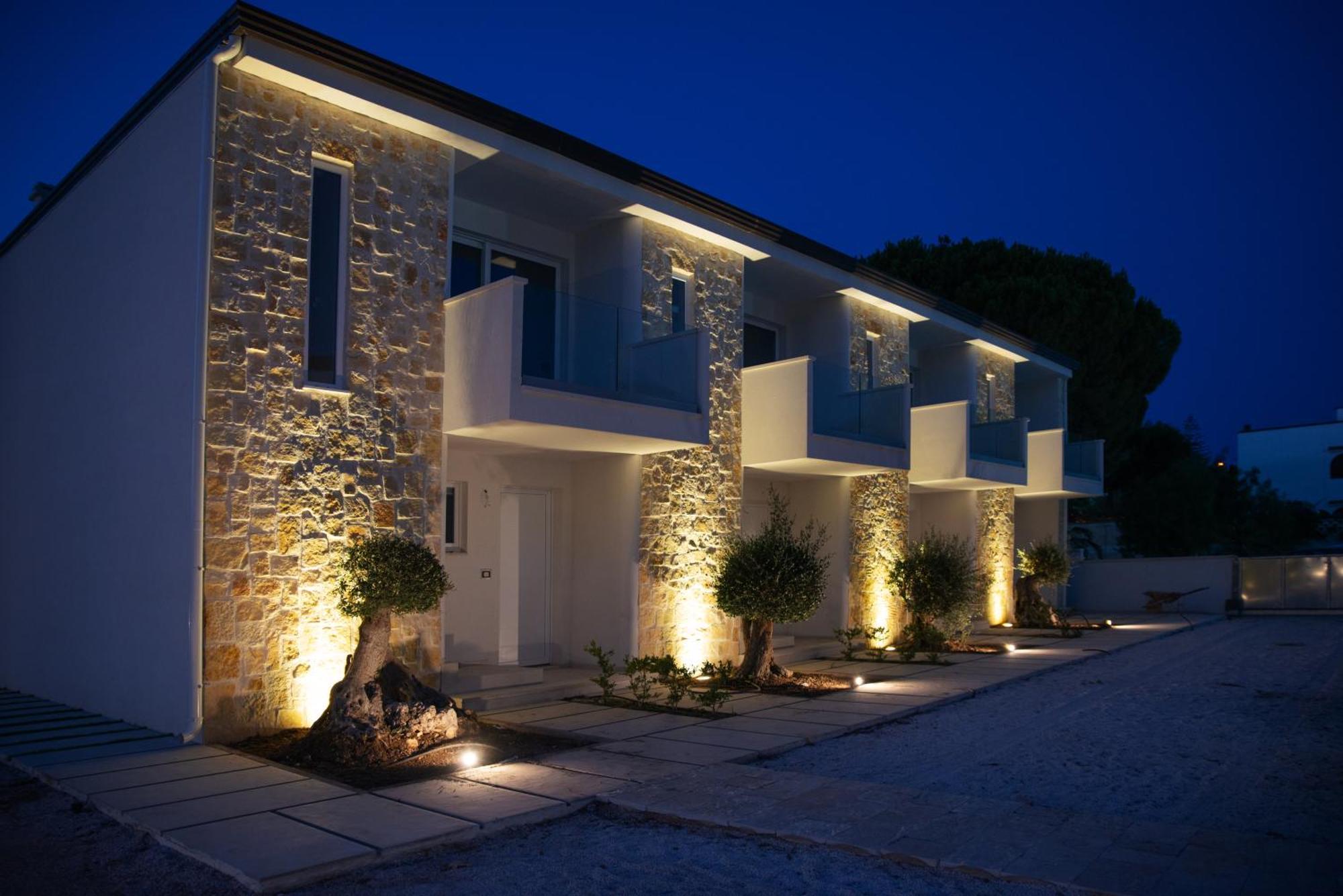 Montedarena Hotel Pulsano Exterior foto